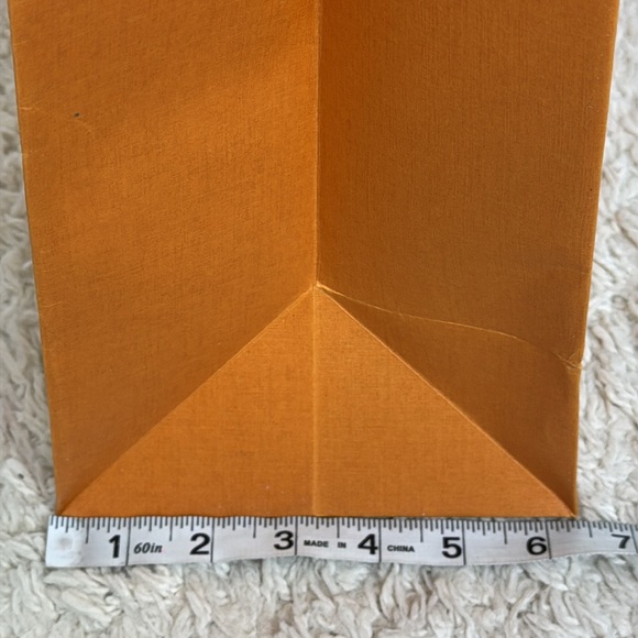 Louis Vuitton Shopping Bag - Picture 9 of 11